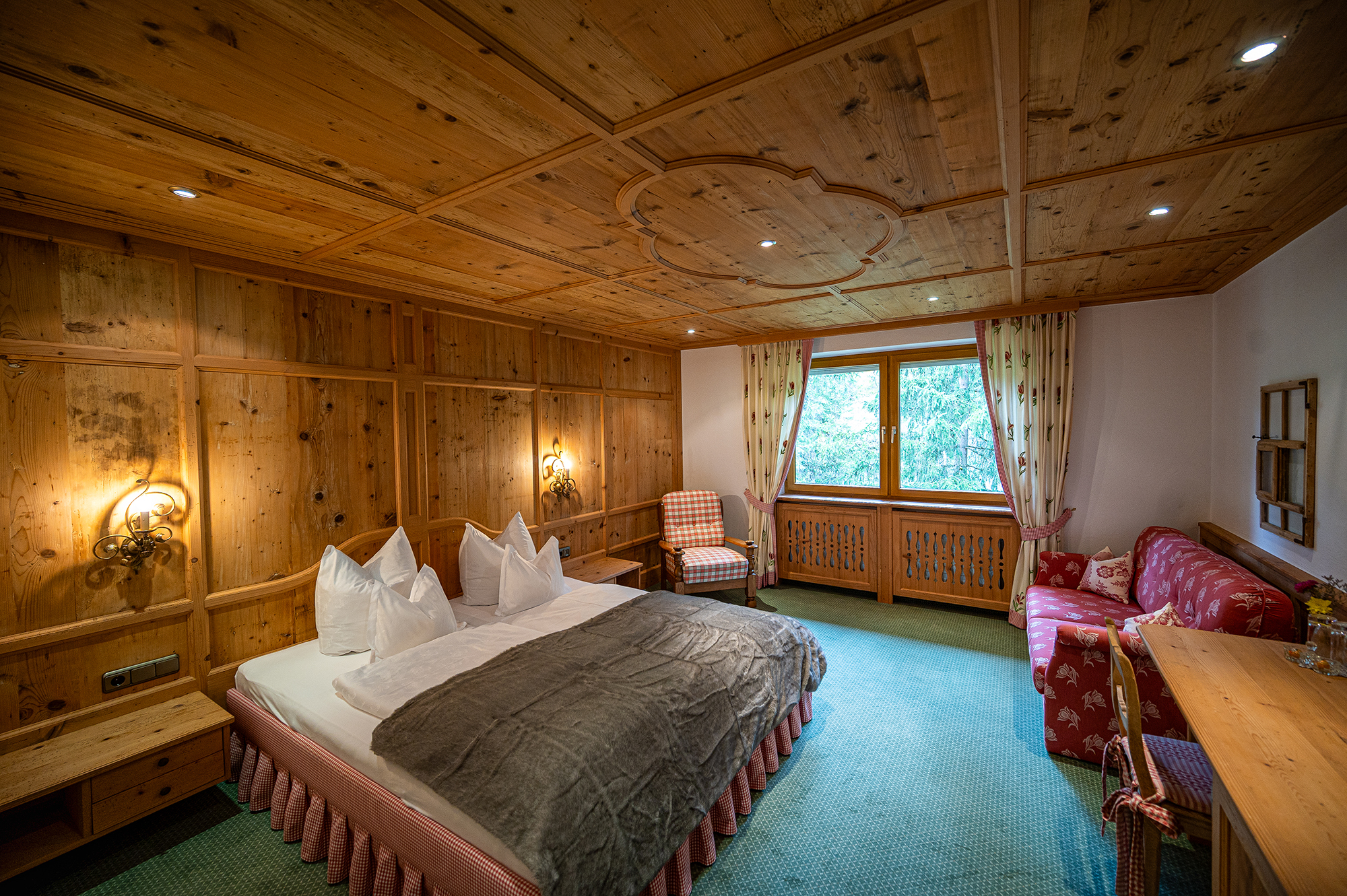 AlpenRose Doppelzimmer Lechbach