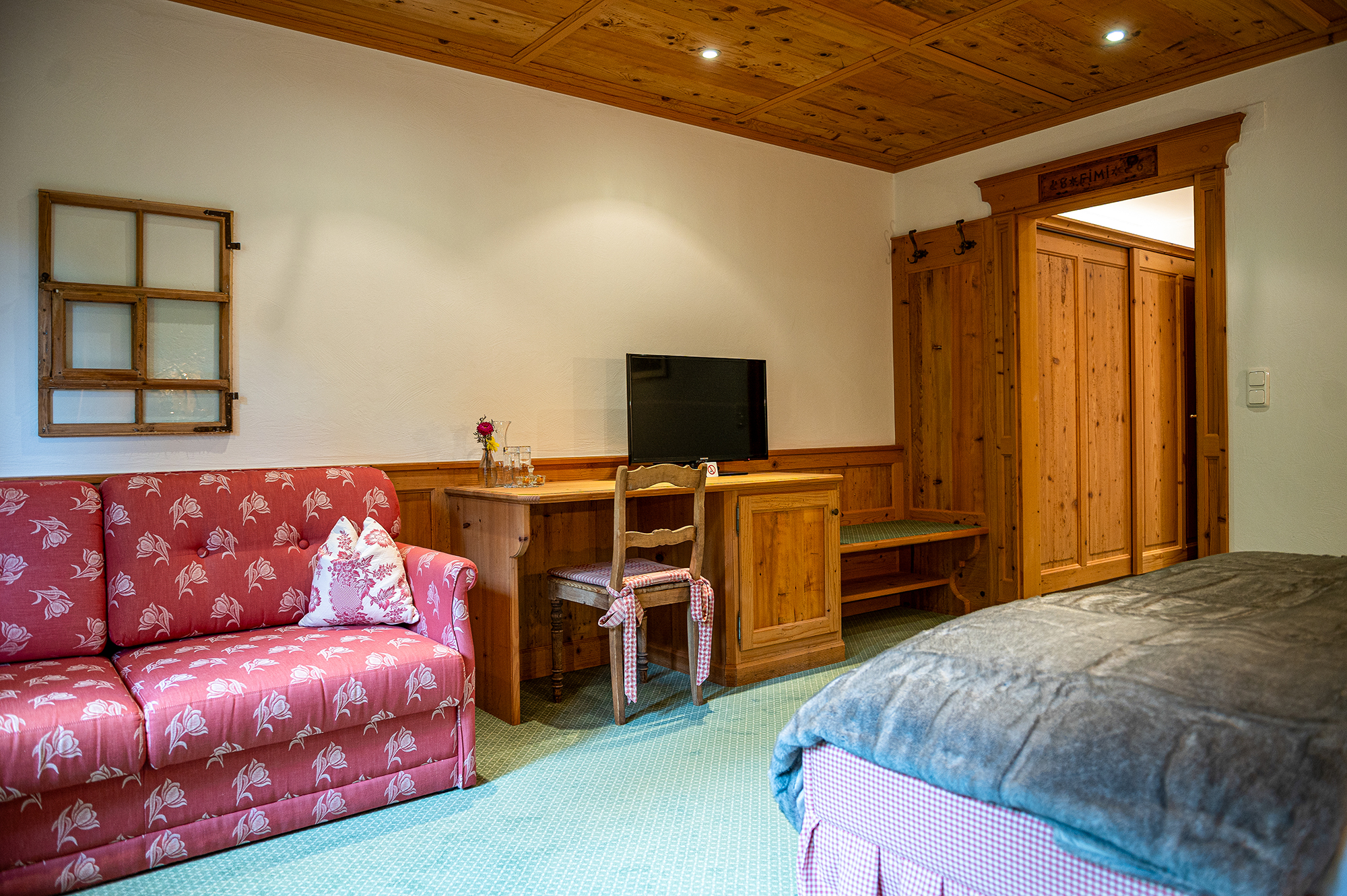 AlpenRose Doppelzimmer Lechbach