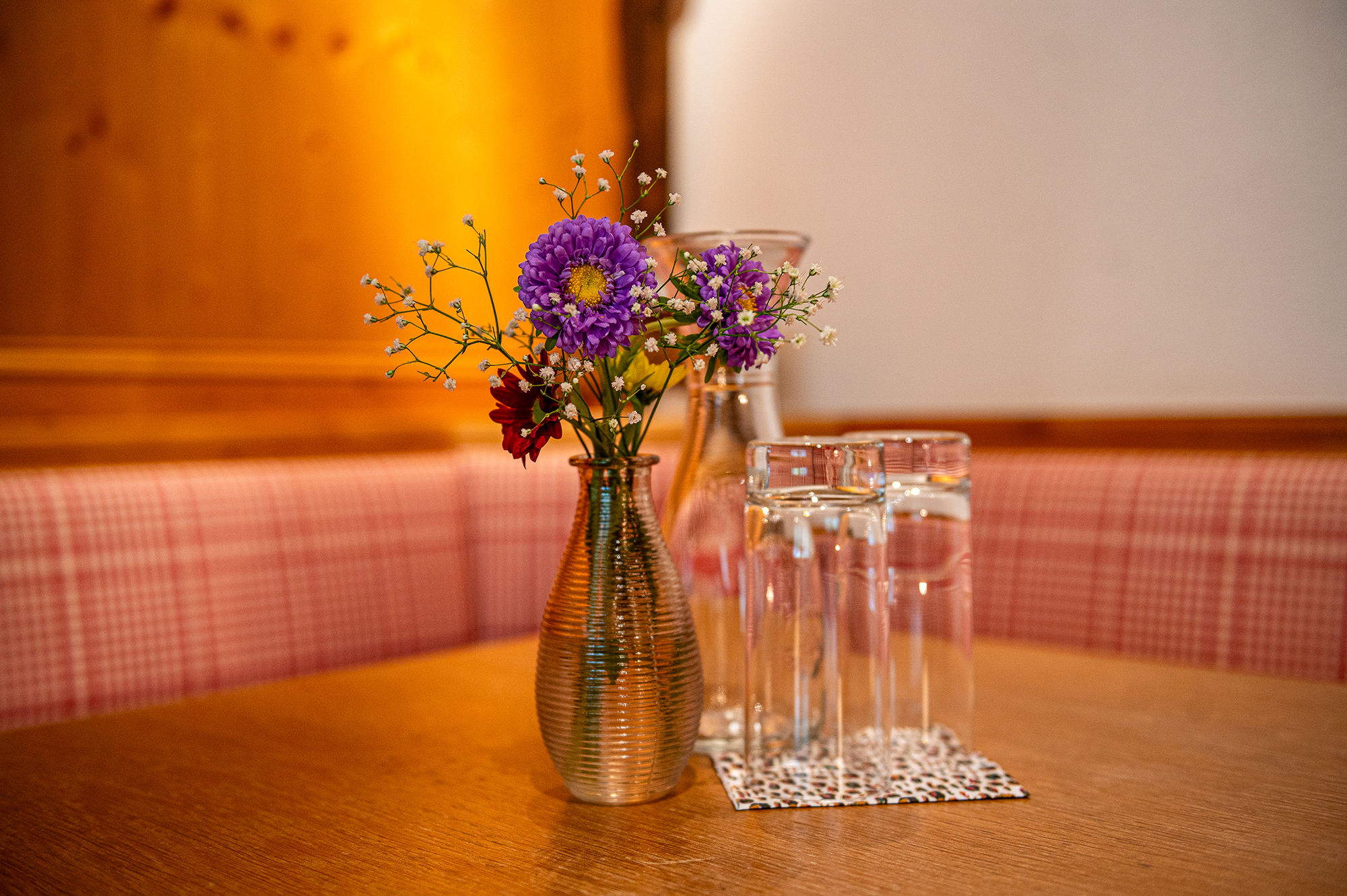 AlpenRose Doppelzimmer mit Sitzecke